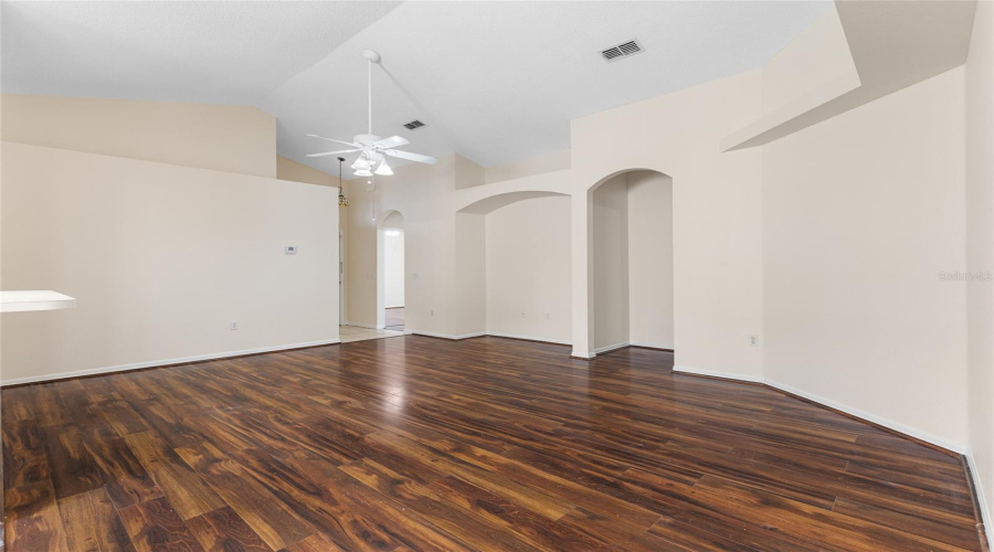 DAVENPORT, Florida 33837, 3 Bedrooms Bedrooms, ,2 BathroomsBathrooms,Residential,For Sale,ROYAL RIDGE,0,MFRO6350823