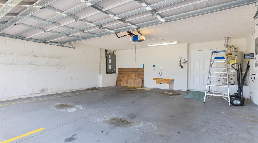 DAVENPORT, Florida 33837, 3 Bedrooms Bedrooms, ,2 BathroomsBathrooms,Residential,For Sale,ROYAL RIDGE,0,MFRO6350823