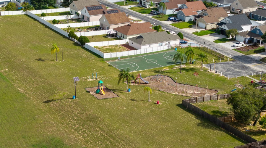 DAVENPORT, Florida 33837, 3 Bedrooms Bedrooms, ,2 BathroomsBathrooms,Residential,For Sale,ROYAL RIDGE,0,MFRO6350823
