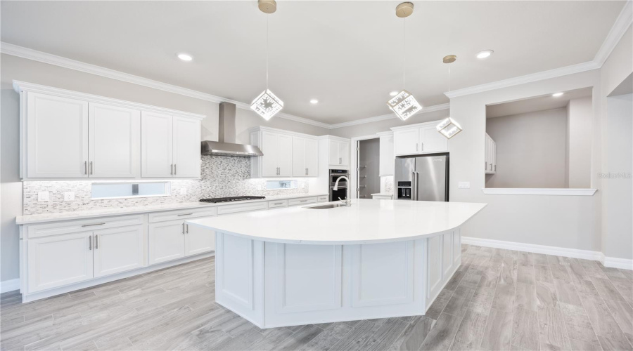ORLANDO, Florida 32836, 6 Bedrooms Bedrooms, ,3 BathroomsBathrooms,Residential,For Sale,LEAF GROVE,0,MFRO6350488