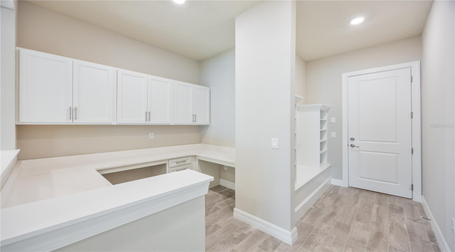 ORLANDO, Florida 32836, 6 Bedrooms Bedrooms, ,3 BathroomsBathrooms,Residential,For Sale,LEAF GROVE,0,MFRO6350488