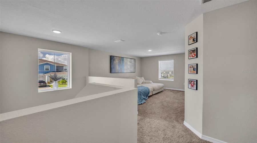 DAVENPORT, Florida 33837, 5 Bedrooms Bedrooms, ,3 BathroomsBathrooms,Residential,For Sale,OAKWOOD,0,MFRS5136298