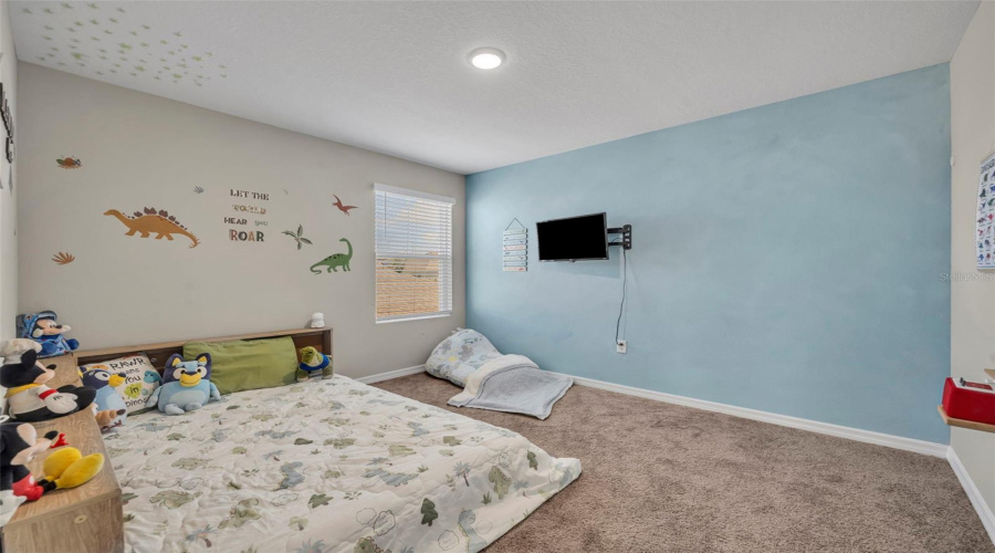 DAVENPORT, Florida 33837, 5 Bedrooms Bedrooms, ,3 BathroomsBathrooms,Residential,For Sale,OAKWOOD,0,MFRS5136298