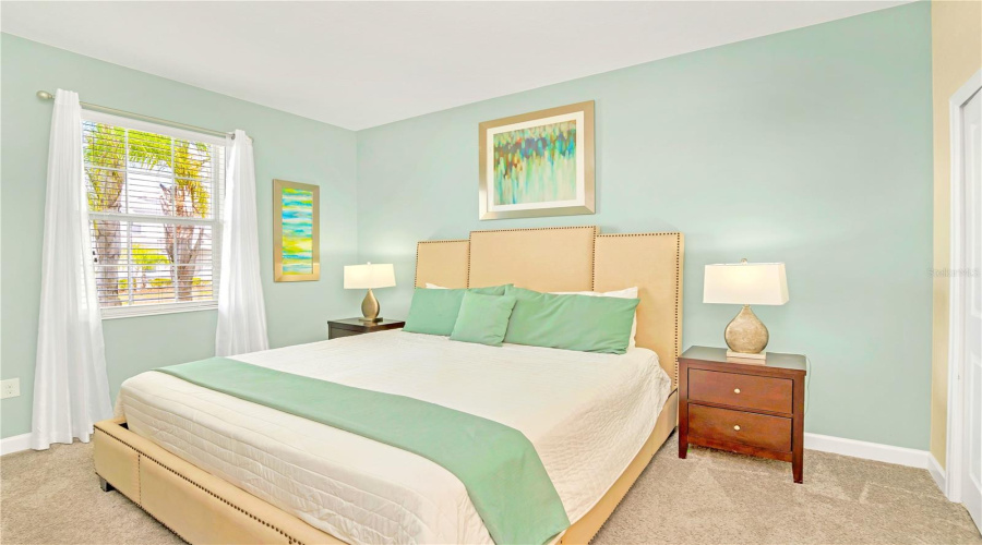 DAVENPORT, Florida 33896, 8 Bedrooms Bedrooms, ,5 BathroomsBathrooms,Residential,For Sale,MAIDSTONE,0,MFRO6351186