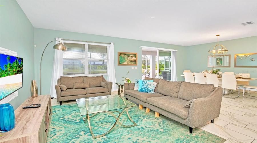 DAVENPORT, Florida 33896, 8 Bedrooms Bedrooms, ,5 BathroomsBathrooms,Residential,For Sale,MAIDSTONE,0,MFRO6351186