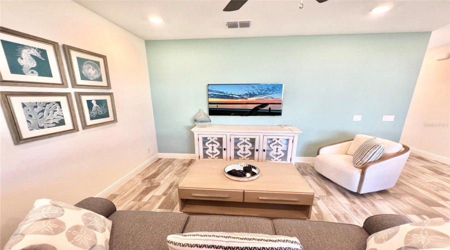 KISSIMMEE, Florida 34747, 3 Bedrooms Bedrooms, ,3 BathroomsBathrooms,Residential,For Sale,COCONUT,0,MFRO6350987