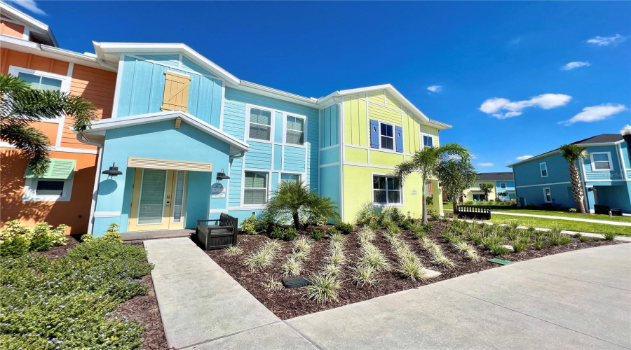 KISSIMMEE, Florida 34747, 3 Bedrooms Bedrooms, ,3 BathroomsBathrooms,Residential,For Sale,COCONUT,0,MFRO6350987