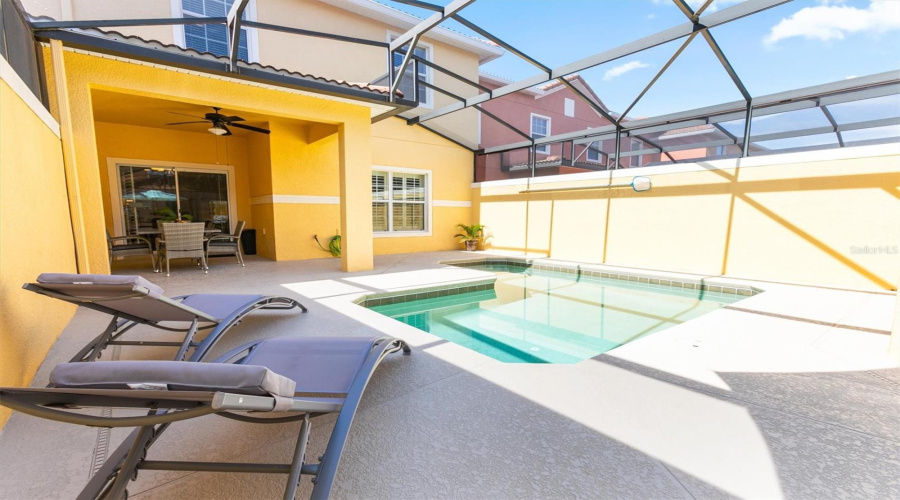 KISSIMMEE, Florida 34747, 4 Bedrooms Bedrooms, ,3 BathroomsBathrooms,Residential,For Sale,CALIFORNIA PALM,0,MFRO6350652