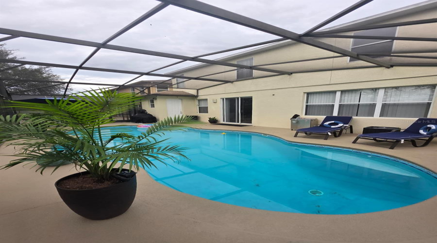 DAVENPORT, Florida 33897, 6 Bedrooms Bedrooms, ,4 BathroomsBathrooms,Residential,For Sale,ALDRIDGE,0,MFRO6351393