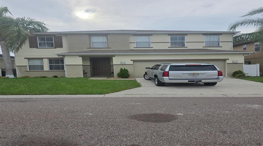 DAVENPORT, Florida 33897, 6 Bedrooms Bedrooms, ,4 BathroomsBathrooms,Residential,For Sale,ALDRIDGE,0,MFRO6351393