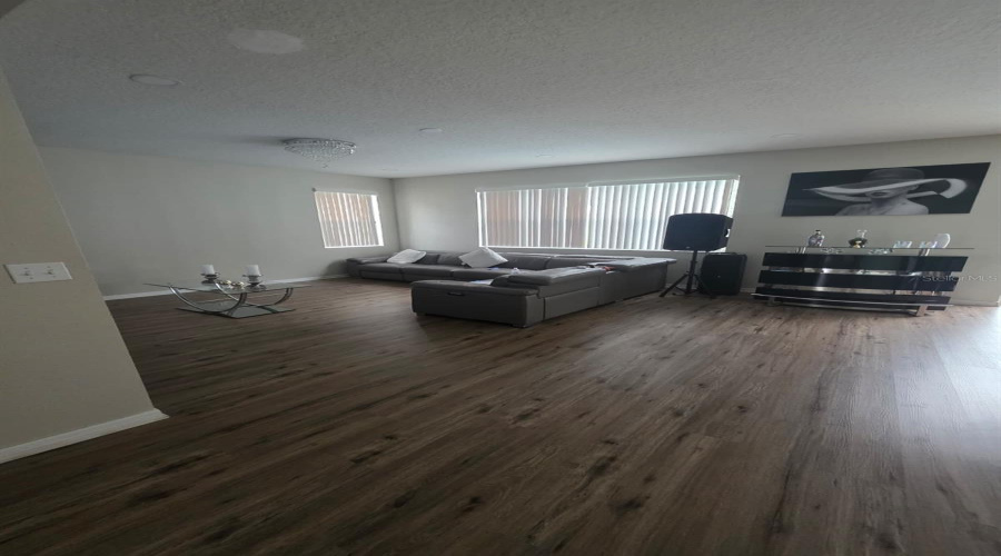 DAVENPORT, Florida 33897, 6 Bedrooms Bedrooms, ,4 BathroomsBathrooms,Residential,For Sale,ALDRIDGE,0,MFRO6351393