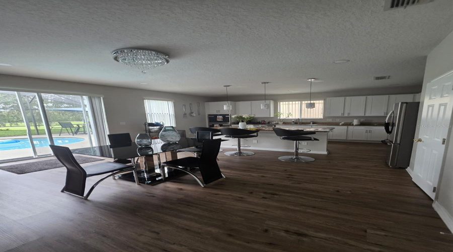 DAVENPORT, Florida 33897, 6 Bedrooms Bedrooms, ,4 BathroomsBathrooms,Residential,For Sale,ALDRIDGE,0,MFRO6351393