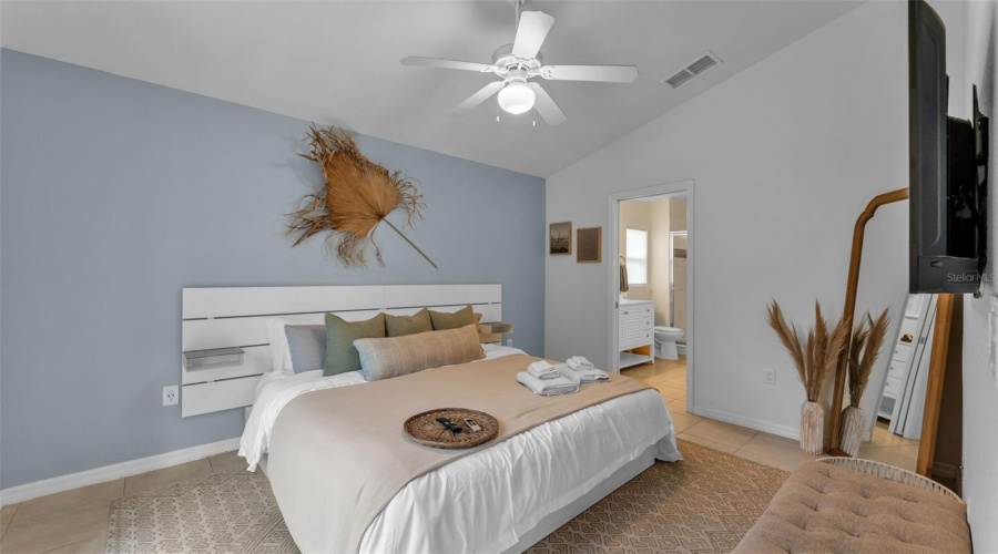 DAVENPORT, Florida 33837, 4 Bedrooms Bedrooms, ,2 BathroomsBathrooms,Residential,For Sale,VIZCAY,0,MFRL4956509