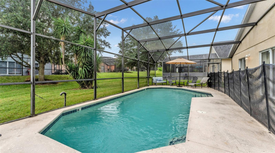 DAVENPORT, Florida 33837, 4 Bedrooms Bedrooms, ,2 BathroomsBathrooms,Residential,For Sale,VIZCAY,0,MFRL4956509