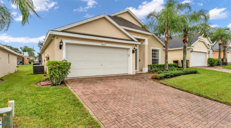 DAVENPORT, Florida 33837, 4 Bedrooms Bedrooms, ,2 BathroomsBathrooms,Residential,For Sale,VIZCAY,0,MFRL4956509