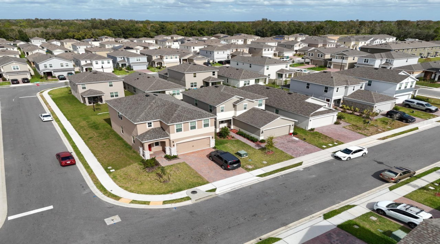 DAVENPORT, Florida 33837, 4 Bedrooms Bedrooms, ,2 BathroomsBathrooms,Residential,For Sale,TREE SHADE,0,MFRO6273943