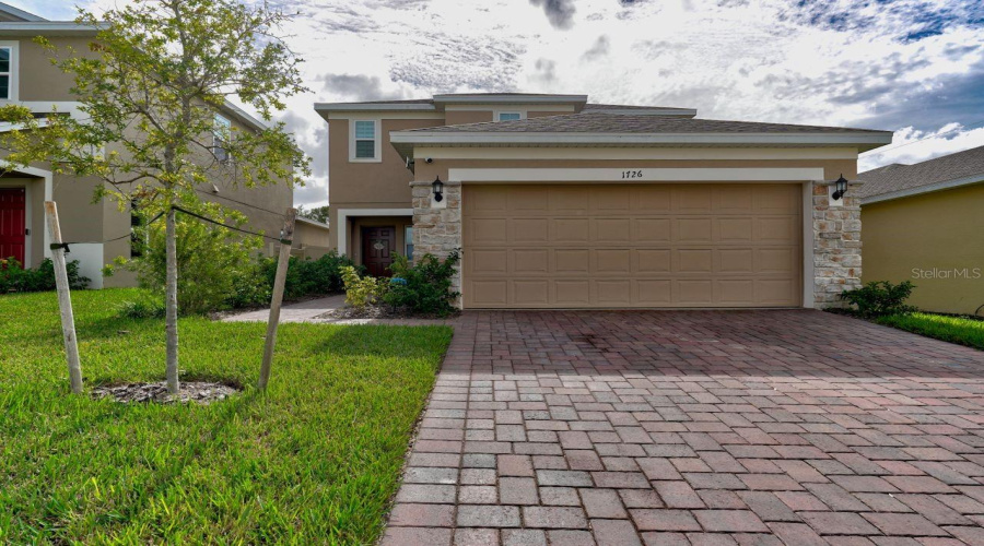 DAVENPORT, Florida 33837, 4 Bedrooms Bedrooms, ,2 BathroomsBathrooms,Residential,For Sale,TREE SHADE,0,MFRO6273943