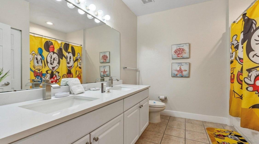 KISSIMMEE, Florida 34746, 3 Bedrooms Bedrooms, ,2 BathroomsBathrooms,Residential,For Sale,LUCAYAN HARBOUR,0,MFRS5136086