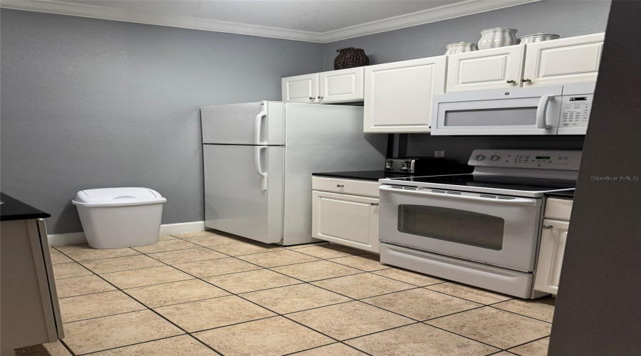 KISSIMMEE, Florida 34746, 3 Bedrooms Bedrooms, ,2 BathroomsBathrooms,Residential,For Sale,LUCAYAN HARBOUR,0,MFRS5136088