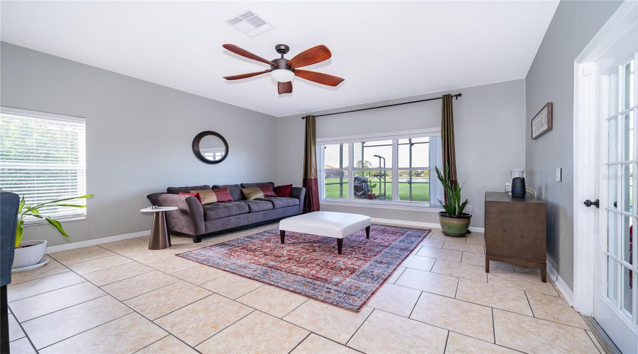 KISSIMMEE, Florida 34746, 6 Bedrooms Bedrooms, ,4 BathroomsBathrooms,Residential,For Sale,HARBORSIDE,0,MFRS5136344