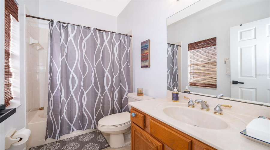 KISSIMMEE, Florida 34746, 6 Bedrooms Bedrooms, ,4 BathroomsBathrooms,Residential,For Sale,HARBORSIDE,0,MFRS5136344