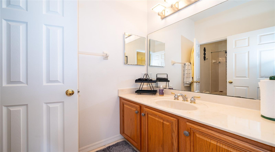 KISSIMMEE, Florida 34746, 6 Bedrooms Bedrooms, ,4 BathroomsBathrooms,Residential,For Sale,HARBORSIDE,0,MFRS5136344