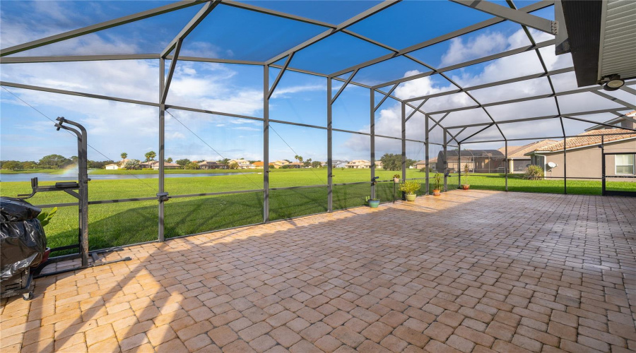 KISSIMMEE, Florida 34746, 6 Bedrooms Bedrooms, ,4 BathroomsBathrooms,Residential,For Sale,HARBORSIDE,0,MFRS5136344