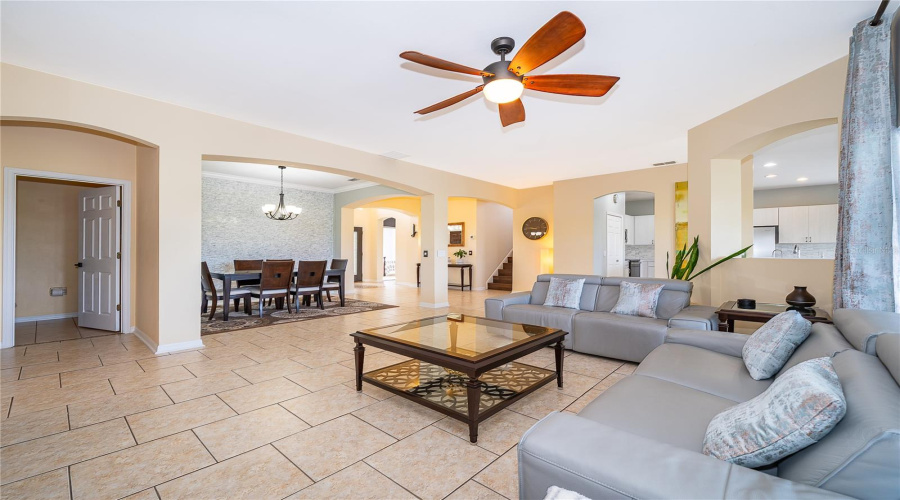 KISSIMMEE, Florida 34746, 6 Bedrooms Bedrooms, ,4 BathroomsBathrooms,Residential,For Sale,HARBORSIDE,0,MFRS5136344