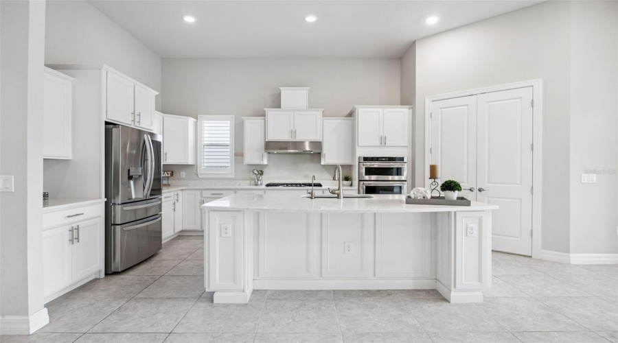 ORLANDO, Florida 32836, 4 Bedrooms Bedrooms, ,3 BathroomsBathrooms,Residential,For Sale,WANDERING,0,MFRO6345514