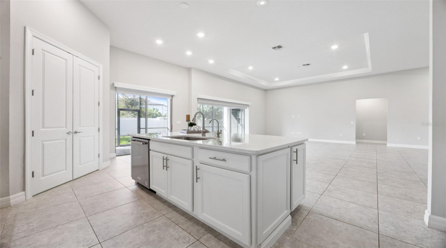 ORLANDO, Florida 32836, 4 Bedrooms Bedrooms, ,3 BathroomsBathrooms,Residential,For Sale,WANDERING,0,MFRO6345514