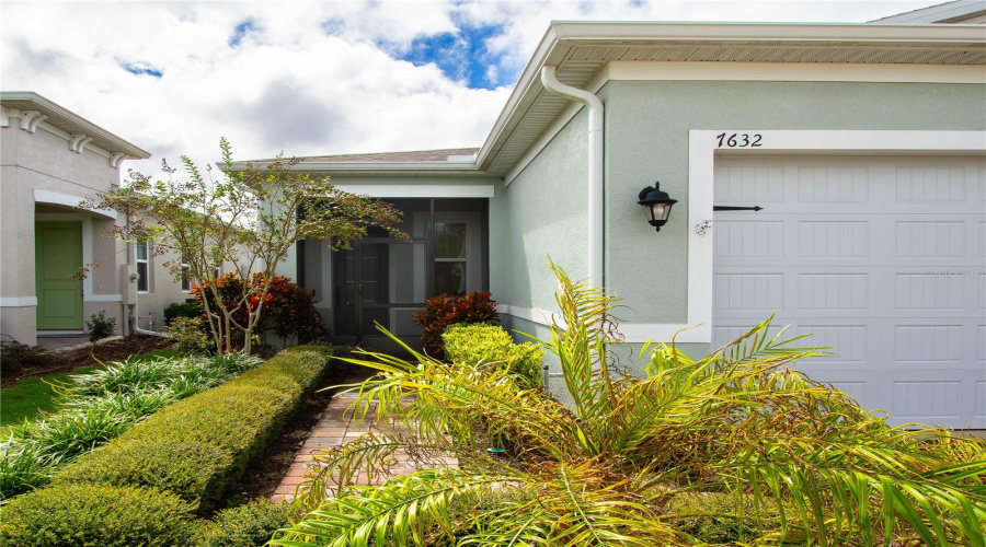 KISSIMMEE, Florida 34747, 2 Bedrooms Bedrooms, ,2 BathroomsBathrooms,Residential,For Sale,SAND PIERRE,0,MFRO6351213