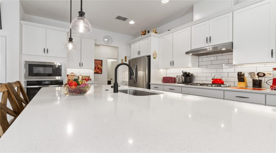 KISSIMMEE, Florida 34747, 2 Bedrooms Bedrooms, ,2 BathroomsBathrooms,Residential,For Sale,SAND PIERRE,0,MFRO6351213