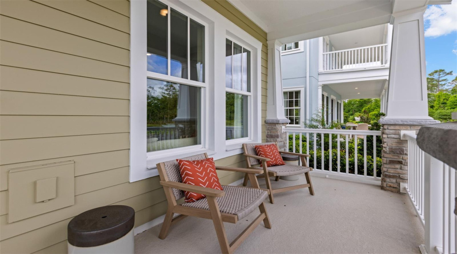 Island Village Heron Model Porch