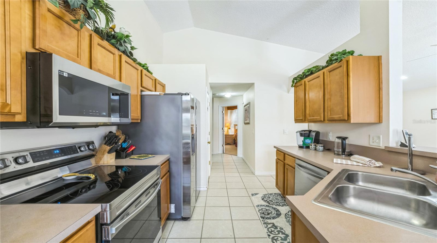DAVENPORT, Florida 33837, 4 Bedrooms Bedrooms, ,3 BathroomsBathrooms,Residential,For Sale,PALOMA,0,MFRO6322753