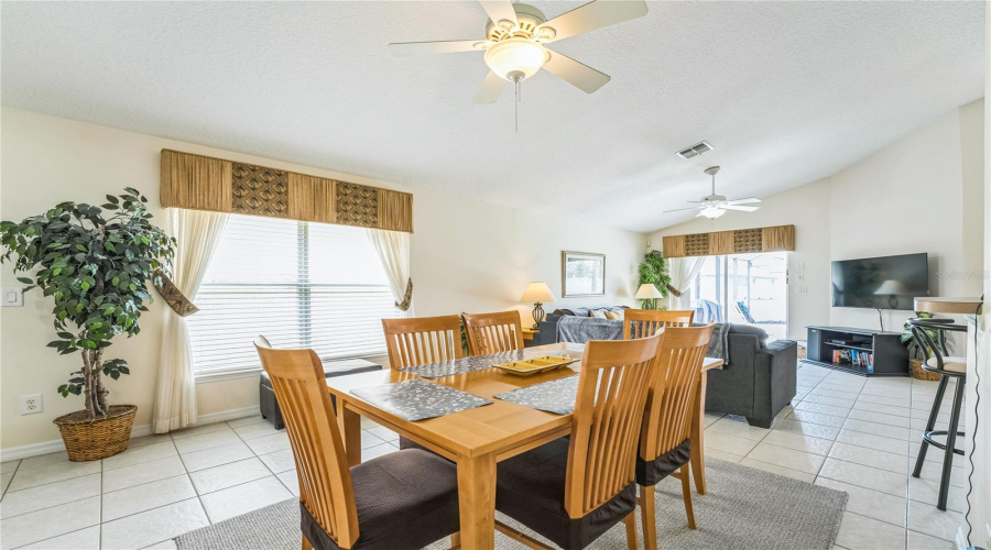 DAVENPORT, Florida 33837, 4 Bedrooms Bedrooms, ,3 BathroomsBathrooms,Residential,For Sale,PALOMA,0,MFRO6322753