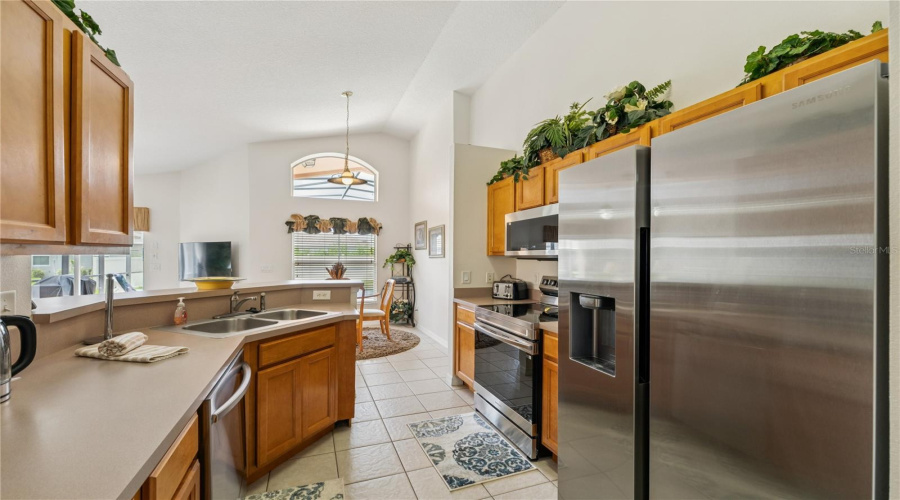 DAVENPORT, Florida 33837, 4 Bedrooms Bedrooms, ,3 BathroomsBathrooms,Residential,For Sale,PALOMA,0,MFRO6322753