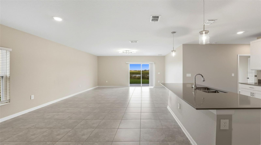 DAVENPORT, Florida 33837, 6 Bedrooms Bedrooms, ,3 BathroomsBathrooms,Residential,For Sale,DARING,0,MFRG5103150