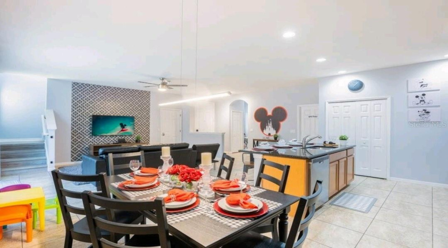 KISSIMMEE, Florida 34746, 4 Bedrooms Bedrooms, ,3 BathroomsBathrooms,Residential,For Sale,LAS FUENTES,0,MFRO6351540