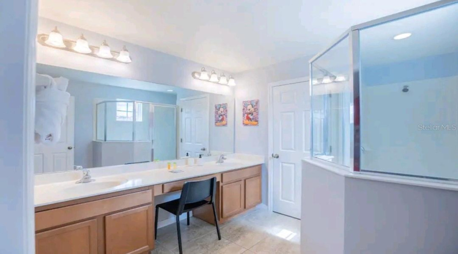 KISSIMMEE, Florida 34746, 4 Bedrooms Bedrooms, ,3 BathroomsBathrooms,Residential,For Sale,LAS FUENTES,0,MFRO6351540