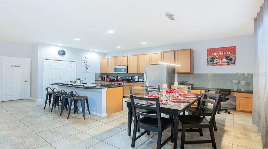 KISSIMMEE, Florida 34746, 4 Bedrooms Bedrooms, ,3 BathroomsBathrooms,Residential,For Sale,LAS FUENTES,0,MFRO6351540