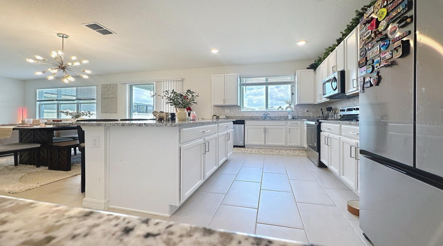DAVENPORT, Florida 33896, 4 Bedrooms Bedrooms, ,2 BathroomsBathrooms,Residential,For Sale,OVERPOOL,0,MFRS5136413