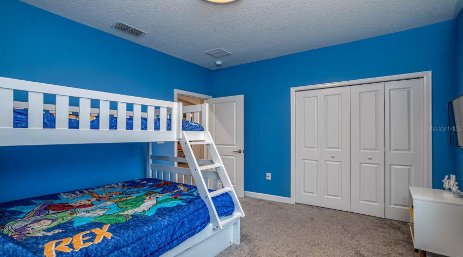KISSIMMEE, Florida 34746, 6 Bedrooms Bedrooms, ,5 BathroomsBathrooms,Residential,For Sale,BOOKMARK,0,MFRO6351094