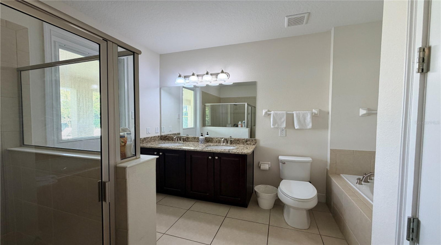 KISSIMMEE, Florida 34747, 8 Bedrooms Bedrooms, ,8 BathroomsBathrooms,Residential,For Sale,WILMINGTON,0,MFRO6350883