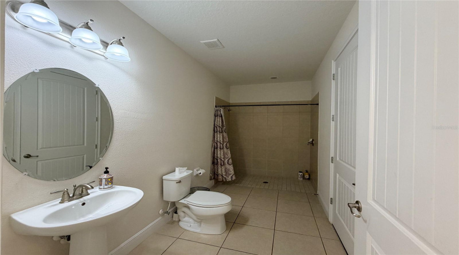 KISSIMMEE, Florida 34747, 8 Bedrooms Bedrooms, ,8 BathroomsBathrooms,Residential,For Sale,WILMINGTON,0,MFRO6350883
