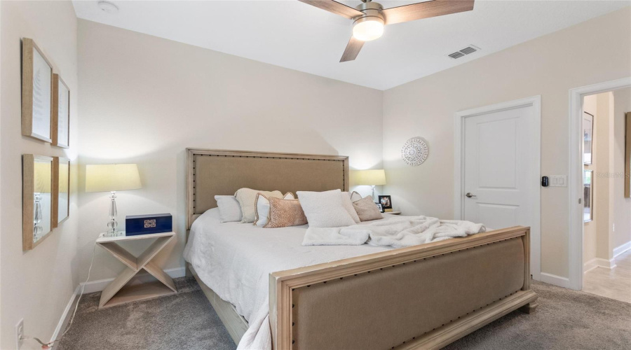 DAVENPORT, Florida 33896, 4 Bedrooms Bedrooms, ,3 BathroomsBathrooms,Residential,For Sale,CROQUET,0,MFRS5136183