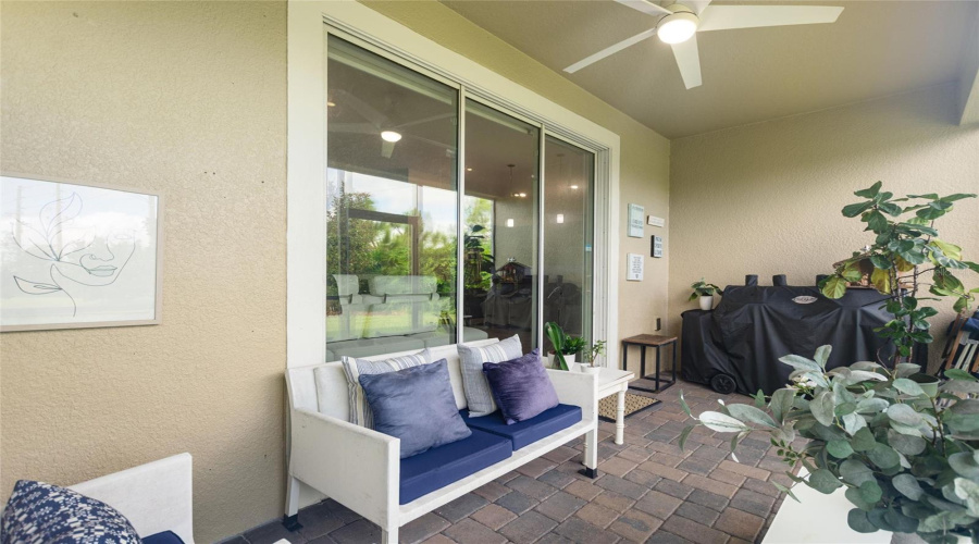 DAVENPORT, Florida 33896, 4 Bedrooms Bedrooms, ,3 BathroomsBathrooms,Residential,For Sale,CROQUET,0,MFRS5136183