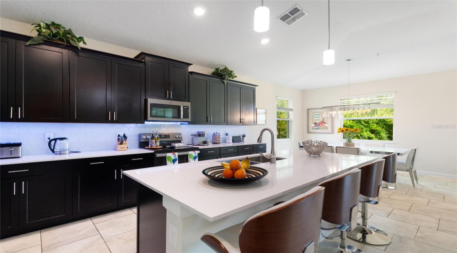 DAVENPORT, Florida 33896, 4 Bedrooms Bedrooms, ,3 BathroomsBathrooms,Residential,For Sale,CROQUET,0,MFRS5136183