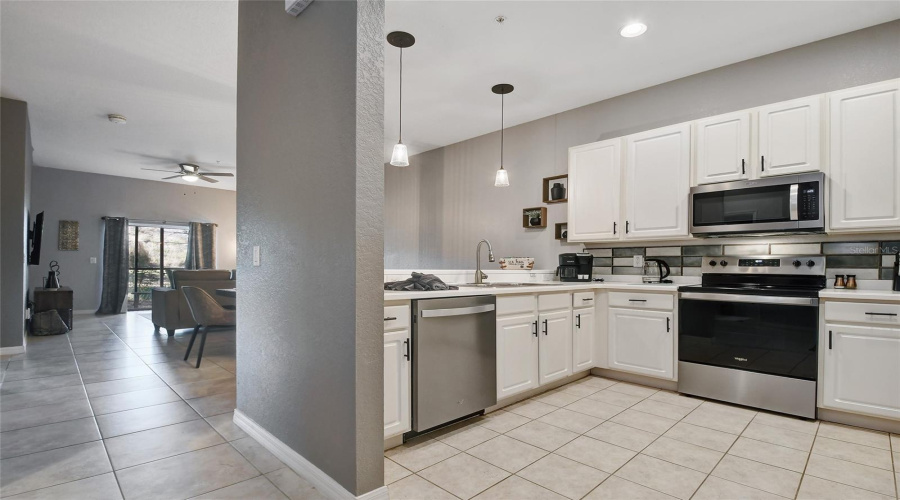 DAVENPORT, Florida 33897, 2 Bedrooms Bedrooms, ,2 BathroomsBathrooms,Residential,For Sale,NEW PROVIDENCE PROMENADE,0,MFRS5136341