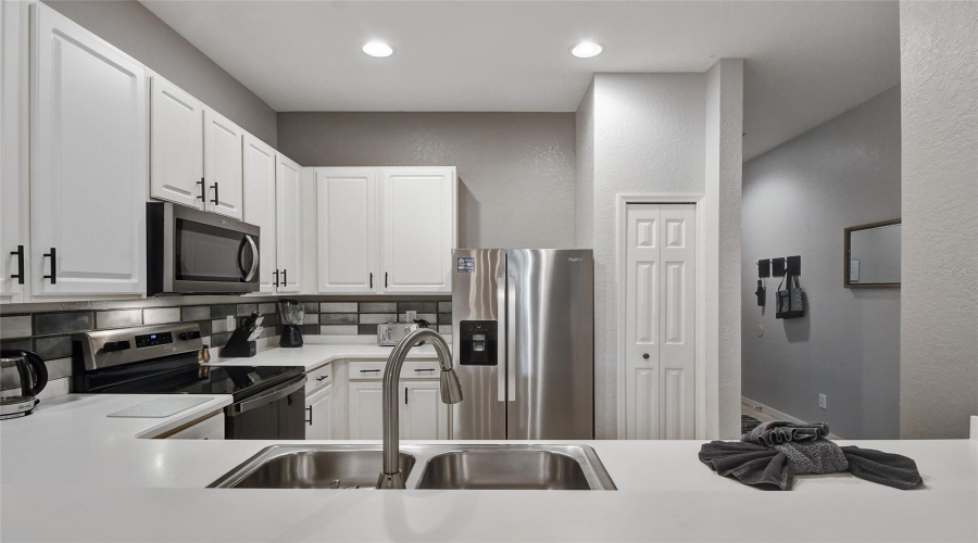 DAVENPORT, Florida 33897, 2 Bedrooms Bedrooms, ,2 BathroomsBathrooms,Residential,For Sale,NEW PROVIDENCE PROMENADE,0,MFRS5136341