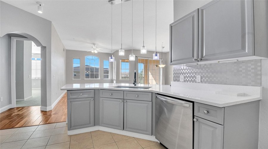 DAVENPORT, Florida 33896, 3 Bedrooms Bedrooms, ,2 BathroomsBathrooms,Residential,For Sale,TERRACE RIDGE,0,MFRO6351764